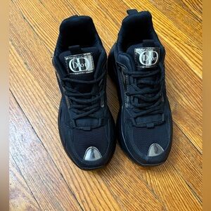 Dior women’s Black and Silver Sneakers